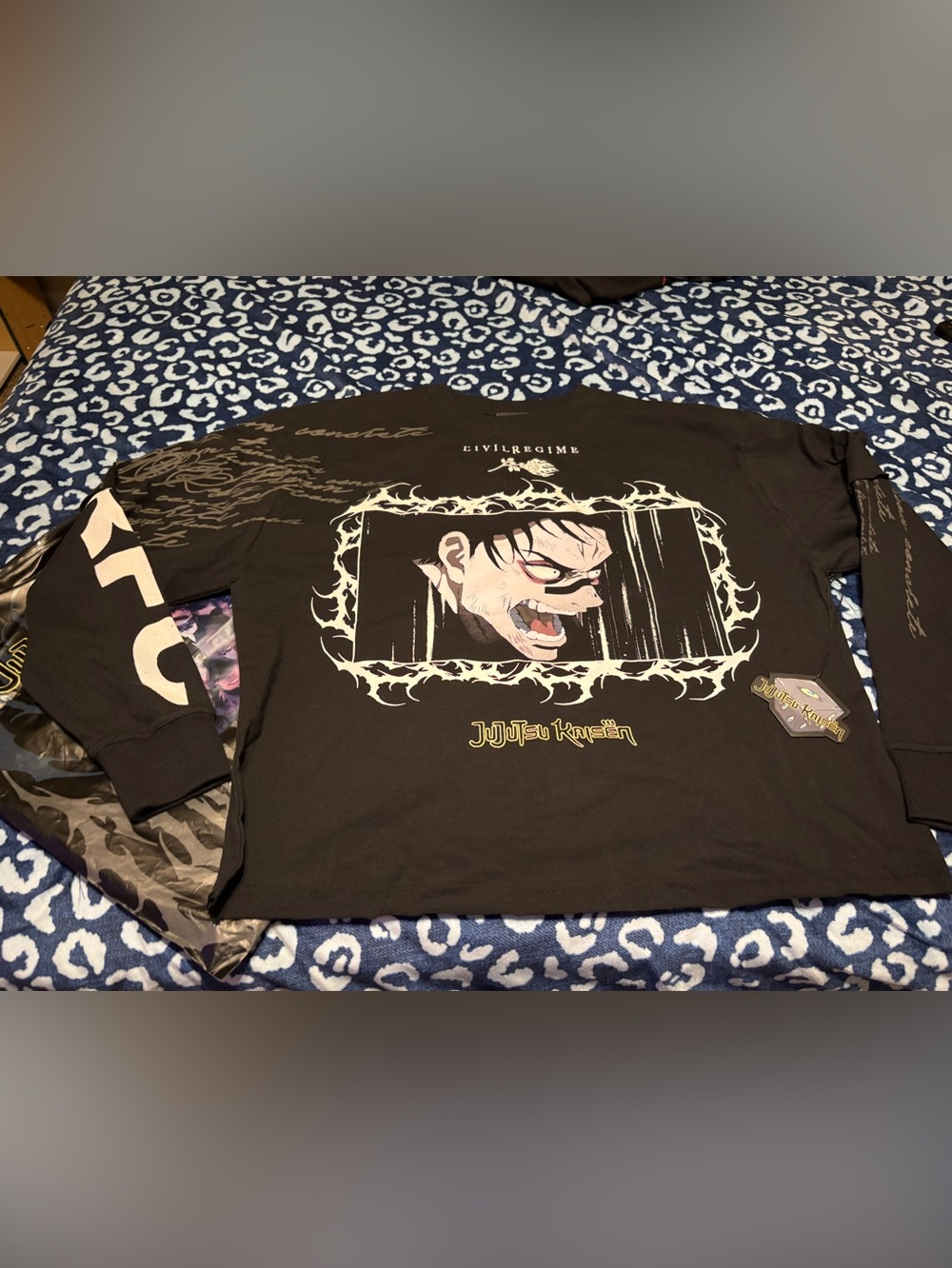 Jujutsu Kaisen Black Graphic Long Sleeve Tee